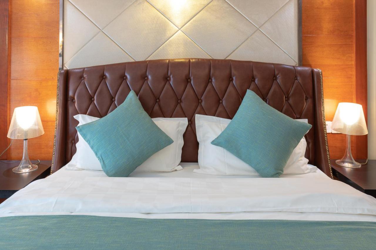 Louidon Mega Apartment Hotel Of Kam Rueng Plaza - Sunshine Apartment Guangzhou Exteriör bild